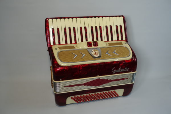 Galanti - 34 touches 80 basses