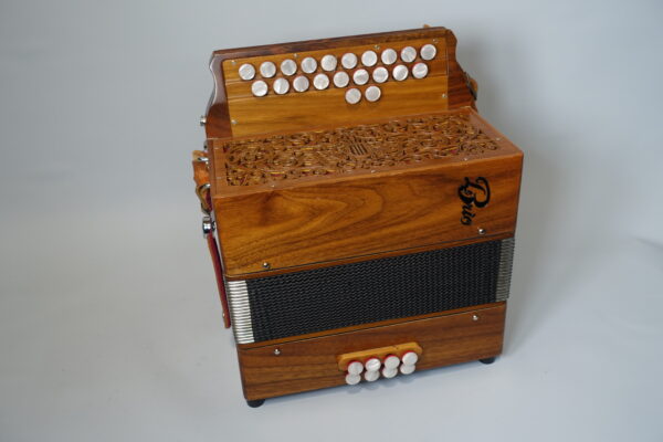 Le brio - 2 rangs + 2 boutons 8 basses